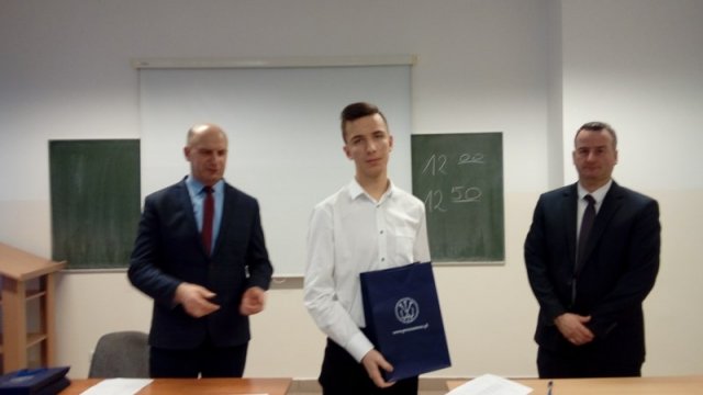Historyczne podium dla Adriana!